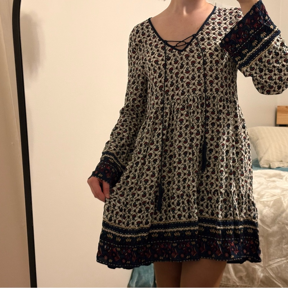 Long Sleeve Boho Floral Mini Dress in Cream and Navy